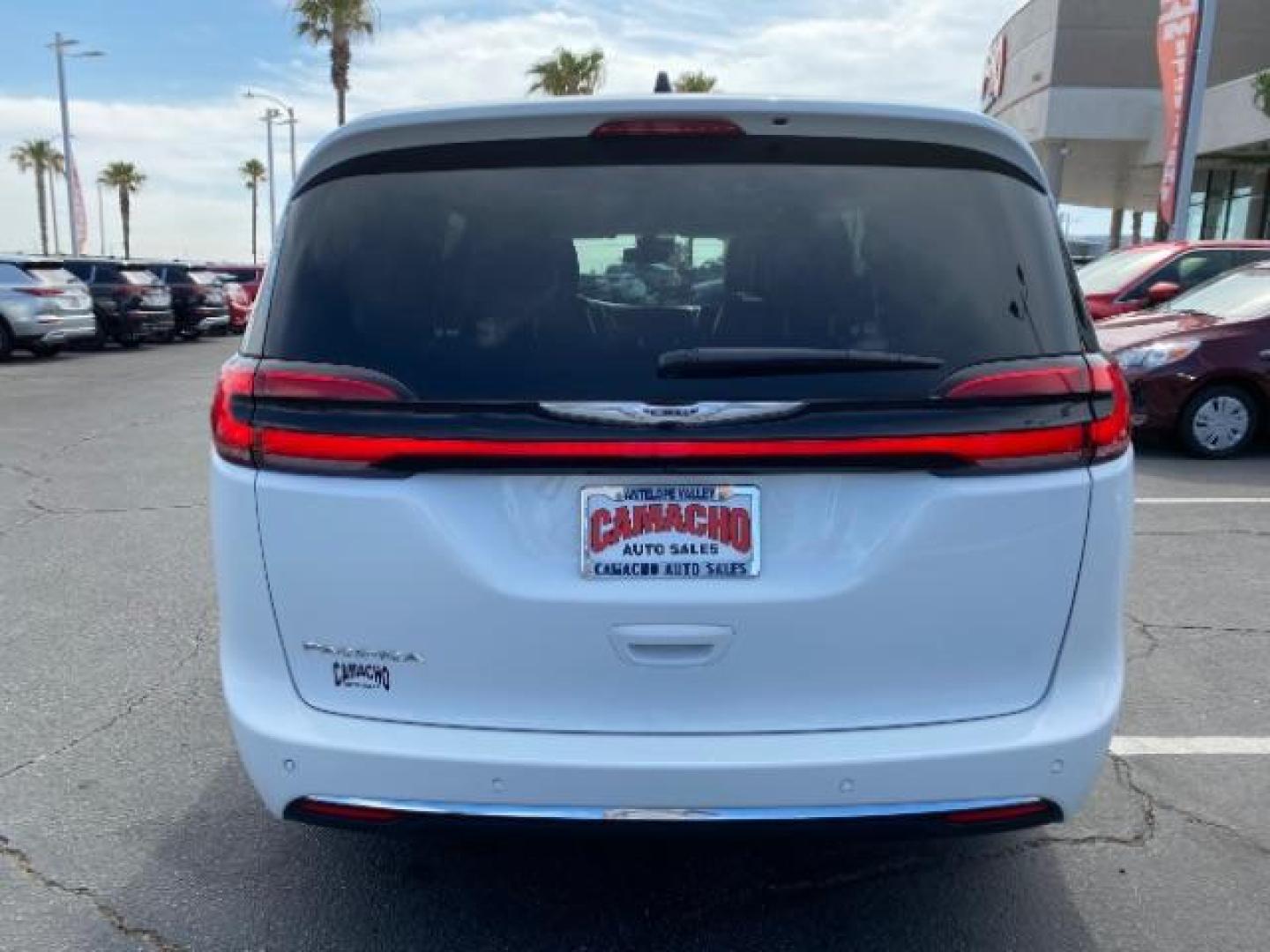 2023 WHITE Chrysler Pacifica (2C4RC1BG9PR) with an V6 3.6 Liter engine, Automatic 9-Spd transmission, located at 412 Auto Vista Drive, Palmdale, 93551, (661) 945-0620, 34.592636, -118.136681 - Photo#4