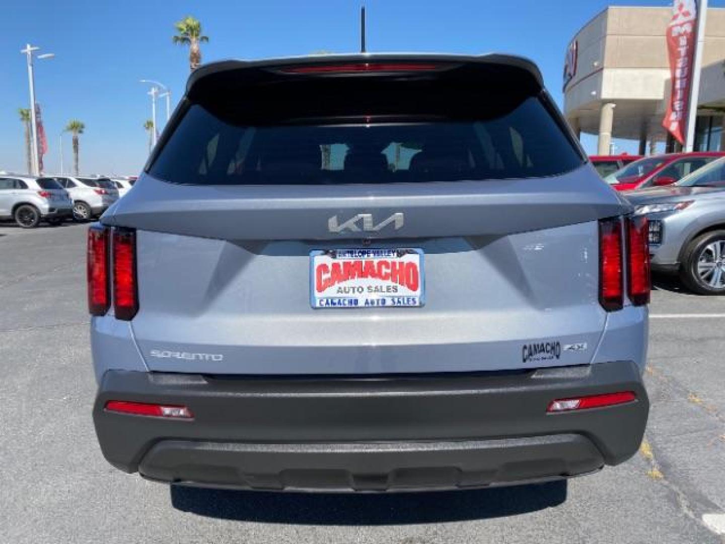 2023 GRAY Kia Sorento (5XYRGDLC3PG) with an 4-Cyl GDI 2.5 Liter engine, Automatic 8-Spd transmission, located at 412 Auto Vista Drive, Palmdale, 93551, (661) 945-0620, 34.592636, -118.136681 - Photo#5