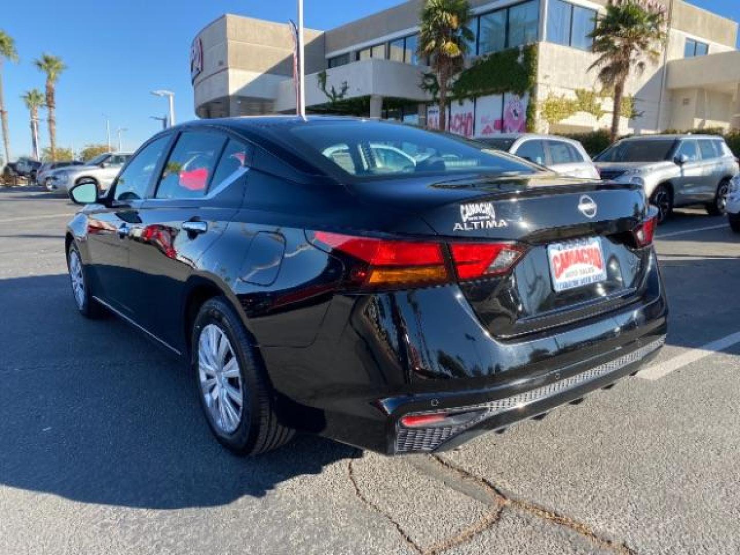 2023 BLACK Nissan Altima (1N4BL4BV4PN) with an 4-Cyl 2.5 Liter engine, Automatic Xtronic CVT transmission, located at 412 Auto Vista Drive, Palmdale, 93551, (661) 945-0620, 34.592636, -118.136681 - Photo#9