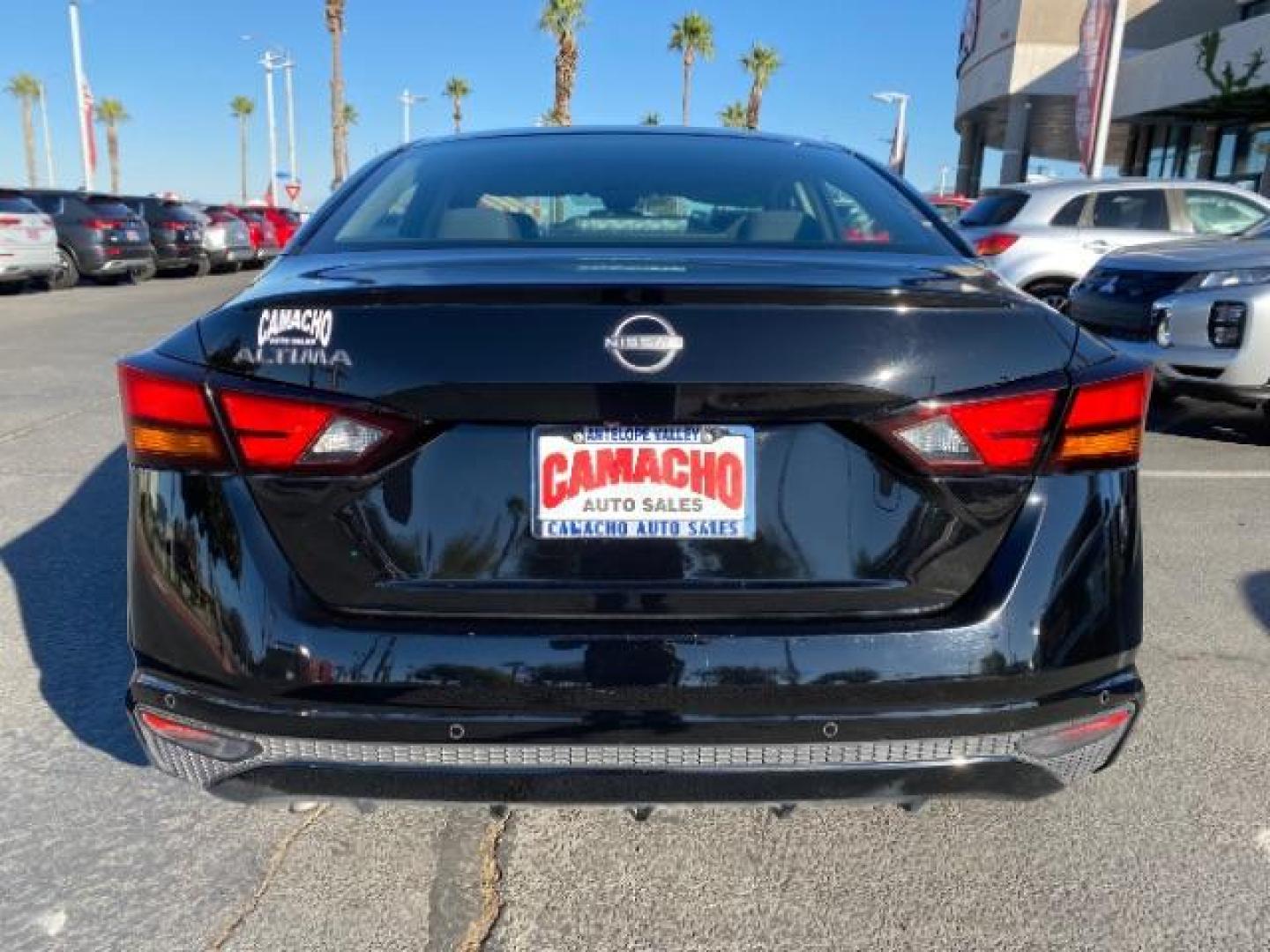 2023 BLACK Nissan Altima (1N4BL4BV4PN) with an 4-Cyl 2.5 Liter engine, Automatic Xtronic CVT transmission, located at 412 Auto Vista Drive, Palmdale, 93551, (661) 945-0620, 34.592636, -118.136681 - Photo#8